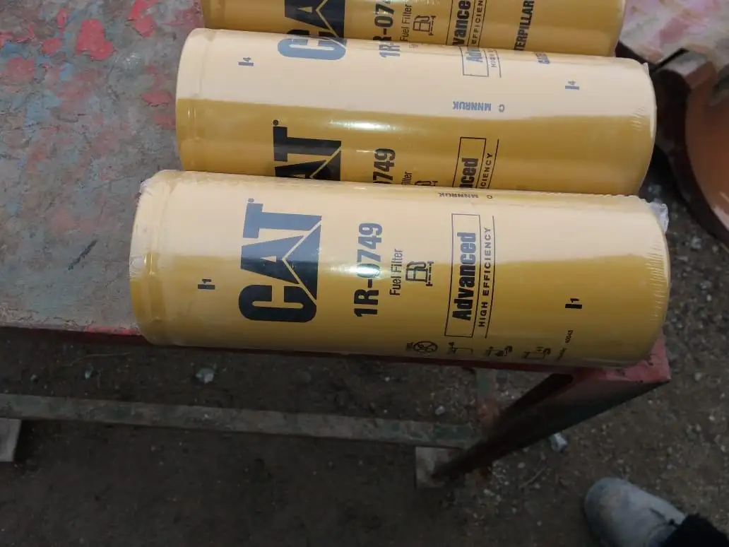 Фильтра топливные-воздушные-масляные на спецтехнику Caterpillar, фотография 1