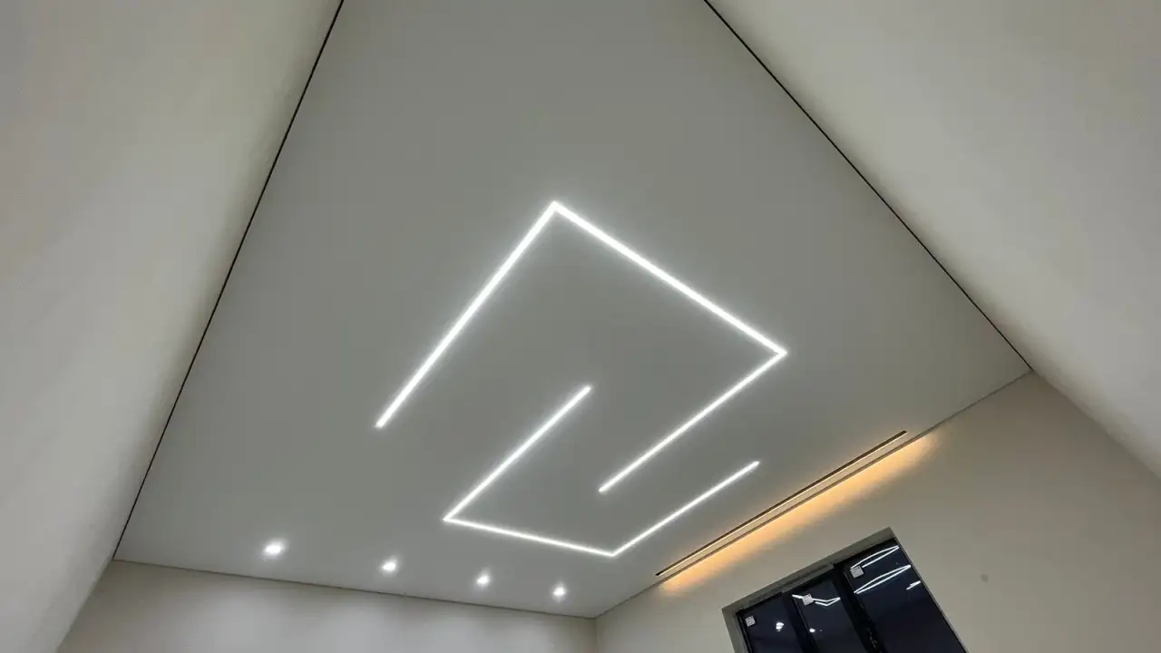 Натяжные потолки любой сложности. Монтаж и демонтаж потолков, фотография 2