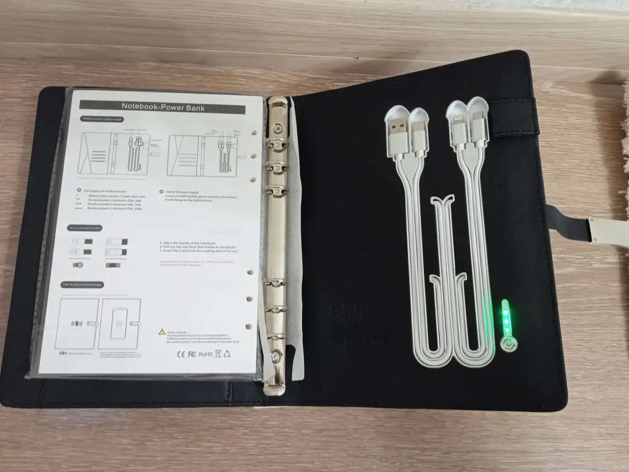 Ежедневник с powerbank, флешкой и беспроводной зарядкой, фотография 4