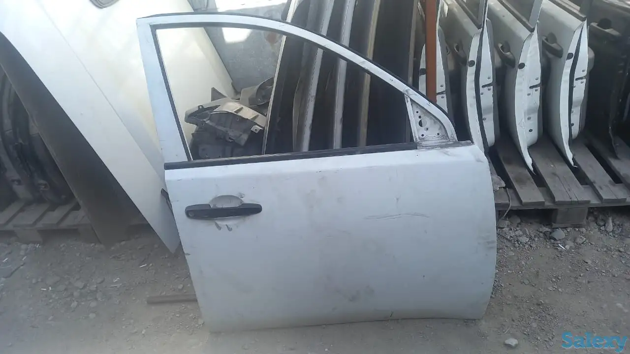 Mitsubishi  L200  двери боковые, фотография 1