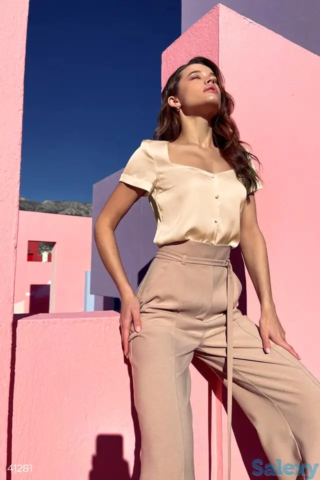 Бежевая шелковая блуза, фотография 1