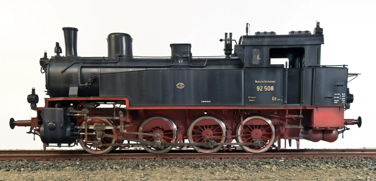 Изготовление на заказ масштабных макетов, моделей, 3d визуализация, ТВ реклама, эксклюзивные подарки, фотография 16