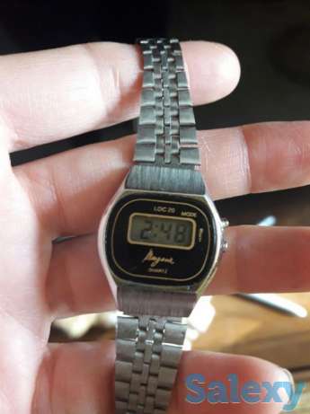 Часы электронные 86 года, фотография 1