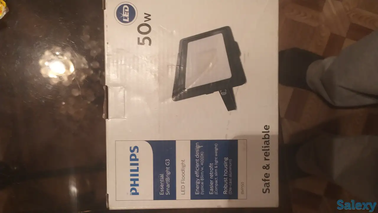 Фонарь и Лампа Филипс. Новые, фотография 1