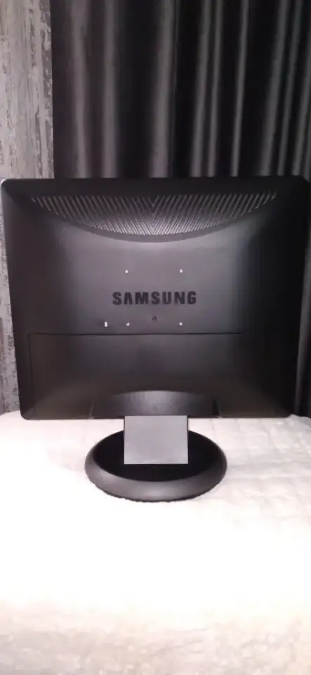 Монитор SAMSUNG 931BF, фотография 2