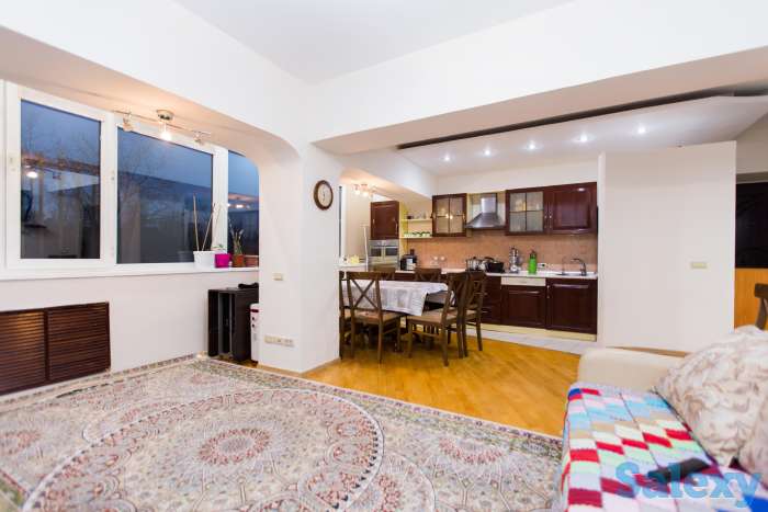 3-комнатная квартира, 78.4 м², 5/5 этаж, Кунаева 153 — Шевченко, фотография 3