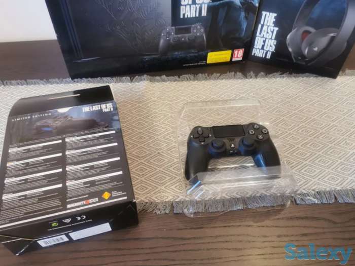 PlayStation 4 pro The Last Of Us part two полный комплект, фотография 6