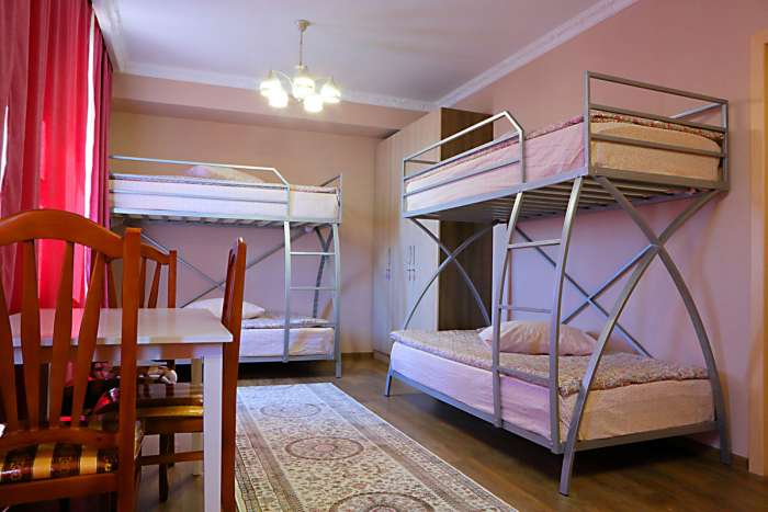 Сдаются комнаты посуточно (Хостел), мкр. Мамыр-1, дом. 21/2, фотография 6