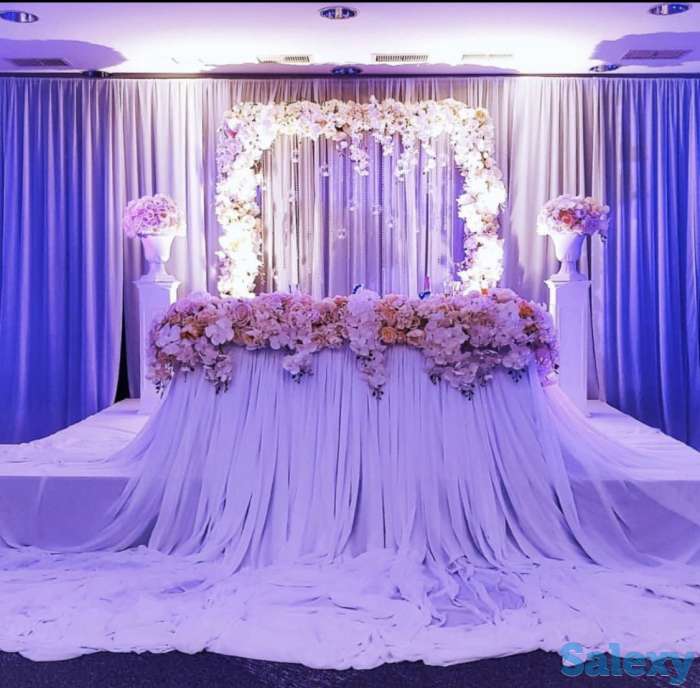 Оформление стола молодоженов, свадьбы, президиум, фотография 3