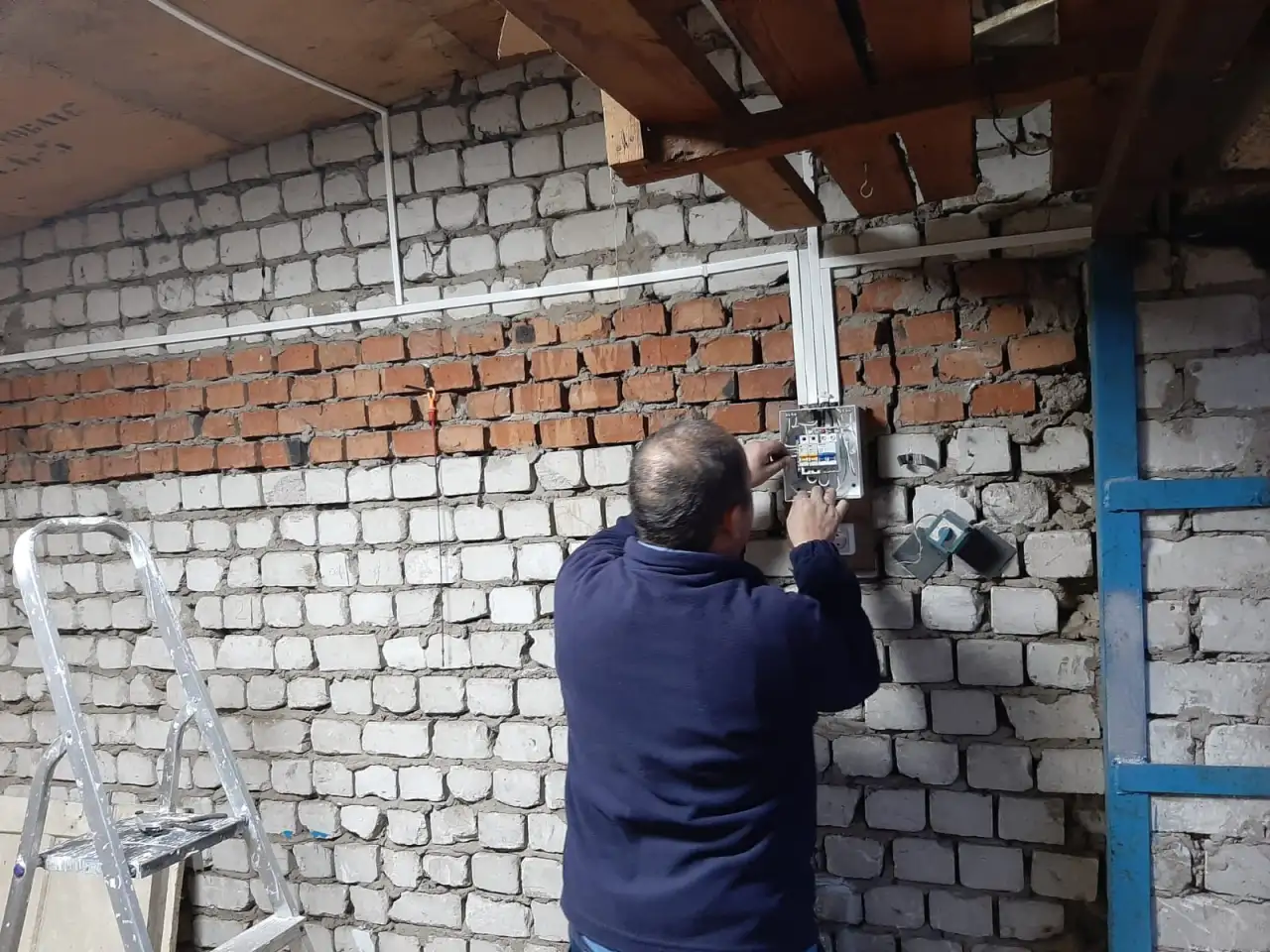 Услуги электрика, фотография 1