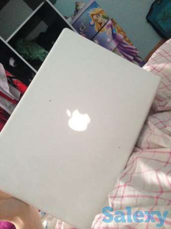 MacBook 2008, фотография 1