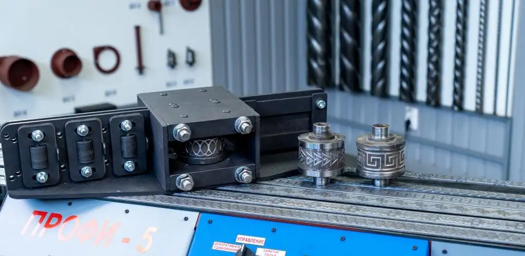 Кузнечно-гибочные станки ПРОФИ-5 - для художественной  ковки и гибки металлопроката, фотография 3