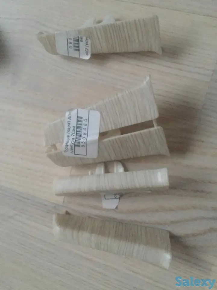 Комплектующие для плинтуса, фотография 3