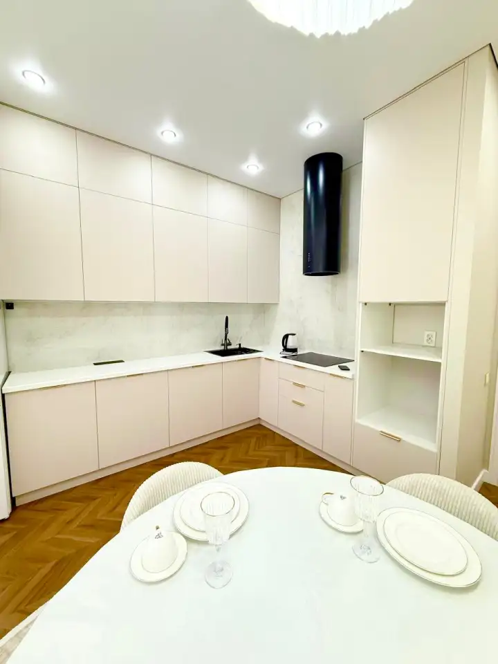 Красивая квартира рядом Астана арена Барыс Арена Хан шатыр, фотография 11