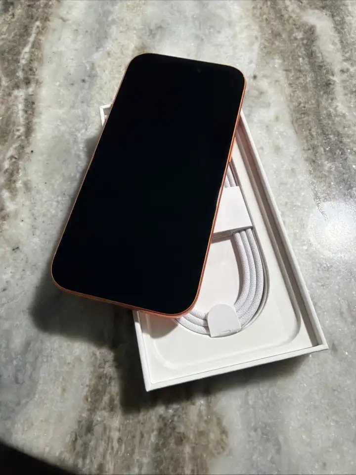 Apple iPhone 17 Pro Max, фотография 3