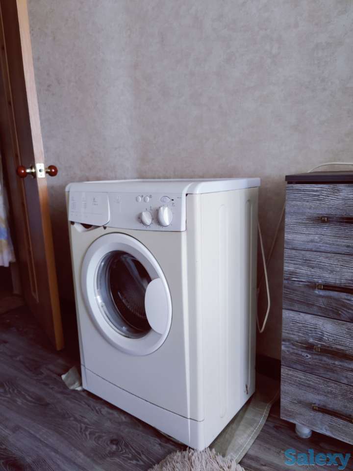 Продам стиральную машинку Indesit б/у в рабочем состоянии, фотография 2