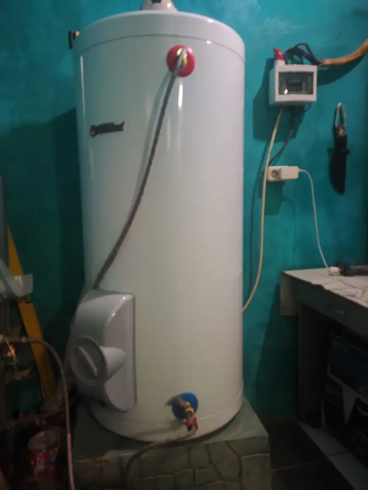 Продам водонагреватель электрический, фотография 1