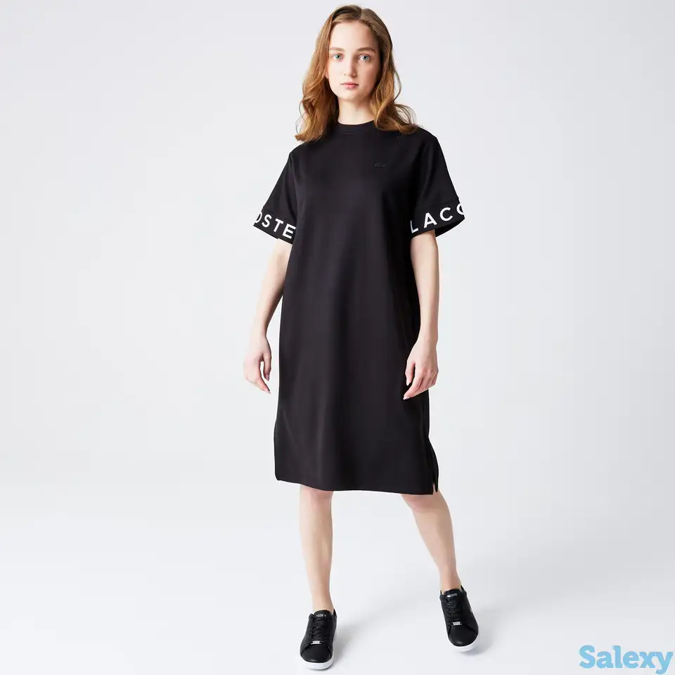 Женское платье lacoste с круглым вырезом и принтом, фотография 1