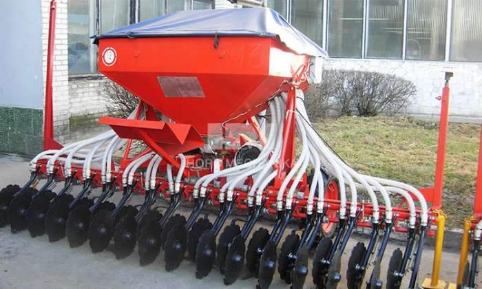 Экскаватор цепной на базе трактора Беларус-82.1, фотография 9