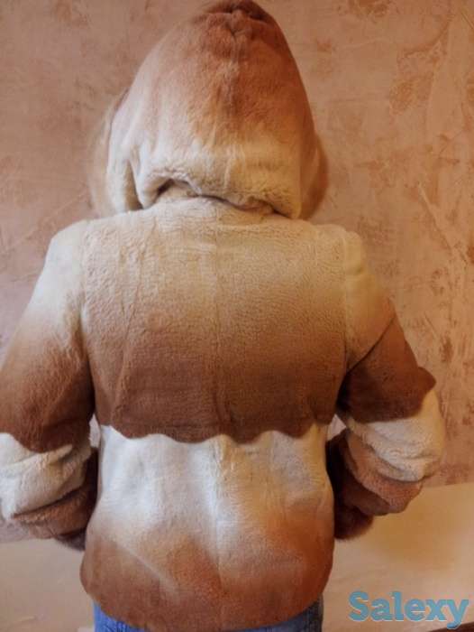 Стильный полушубок меховой, мягкий, теплый, с капюшоном, фотография 2