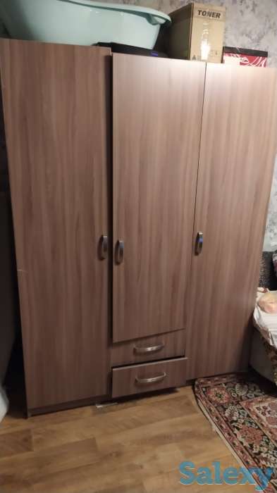Срочно!!! Срочно продам шкаф бу для одежды.Шкаф, модель 