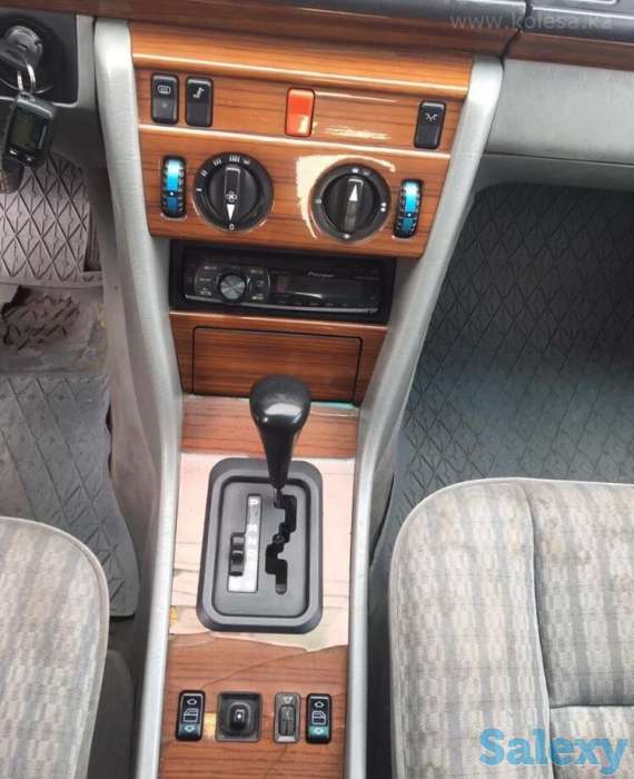 Mercedes-Benz E260, фотография 6