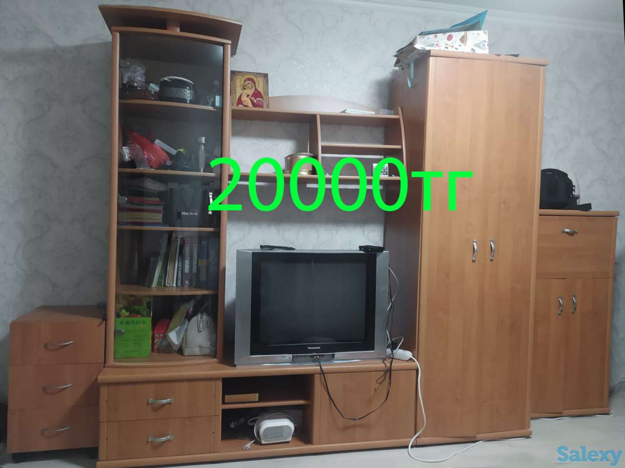 Продается диван , горка , стол, телевизор ,манеж с маятниковым механизмом, фотография 2