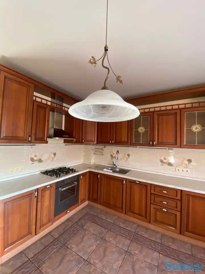 Продажа 3-комнатной квартиры, 146 м, Куйши Дина, дом 11/1, фотография 1