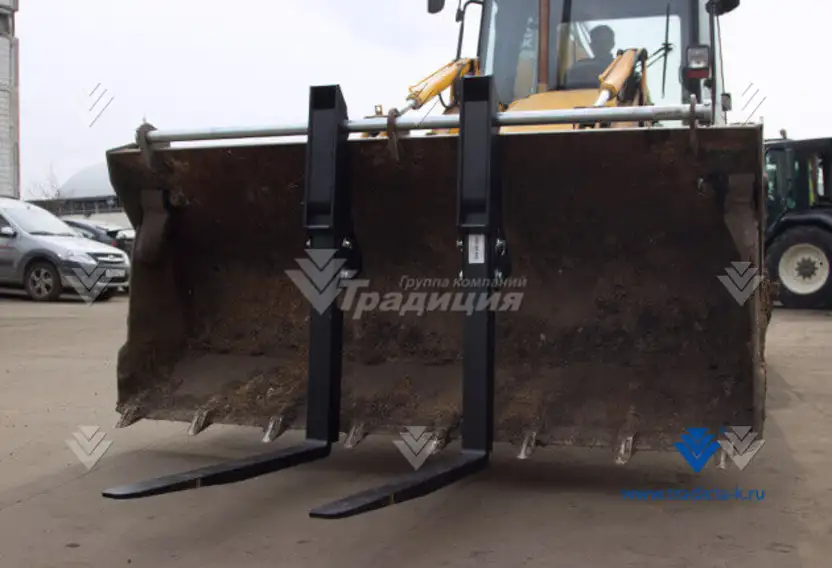 Вилы паллетные для экскаватора-погрузчика Jcb 345cx, фотография 2