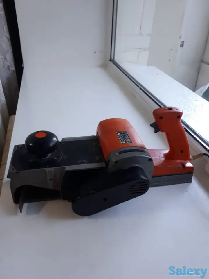 продать электрорубанок, фотография 1