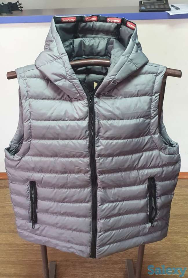 Жилет с капюшоном, фотография 1