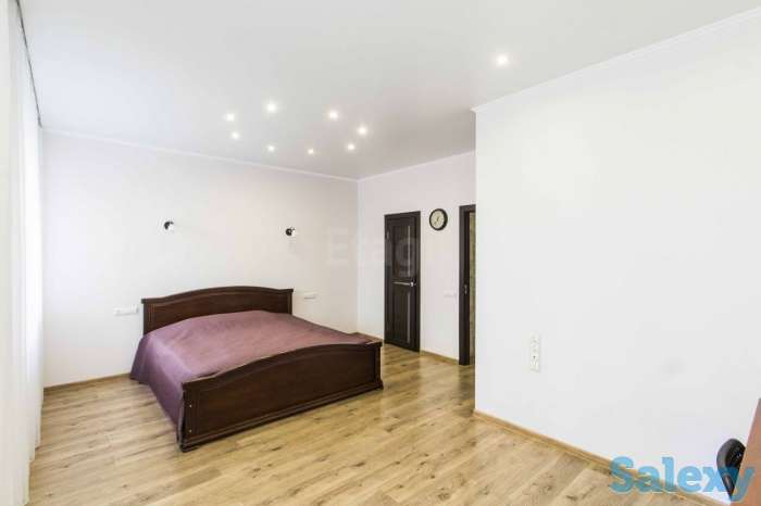 Шикарная квартира 95 кв. Россия г. Омск центр города, фотография 5