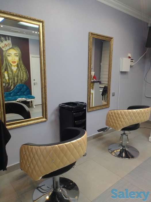 Требуются мастера смежники, мастера маникюра и педикюра, мастера по наращиванию ногтей, фотография 1