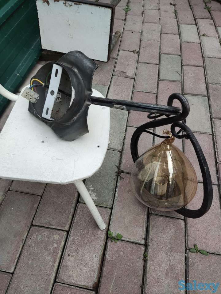 Светильник из коварного железа, фотография 1