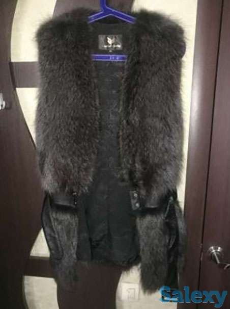 Женский жилет из натуральной чернобурки и кожи, фотография 1