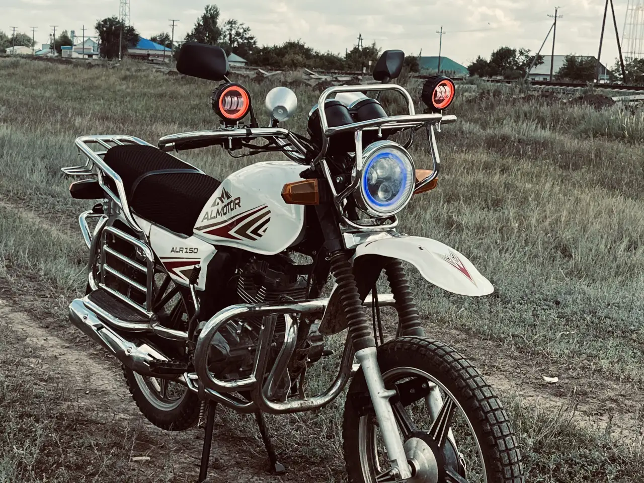 Мотоцикл классика 150куб 2025, фотография 3