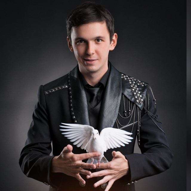 Фокусник, фотография 1