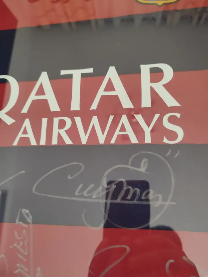 Футболка с автографами игроков FC Barcelona, фотография 8