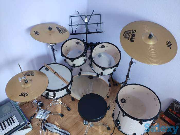 ударная установка, фотография 1