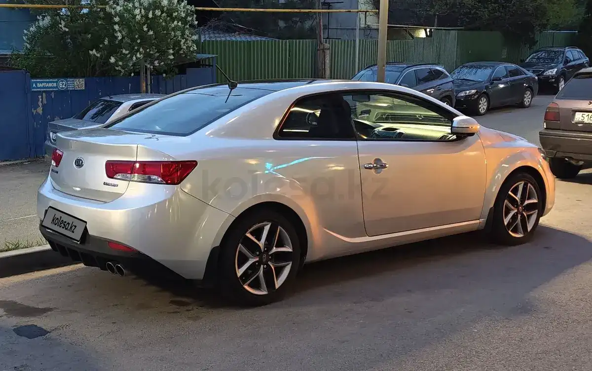 Kia Cerato 2012 г., фотография 4