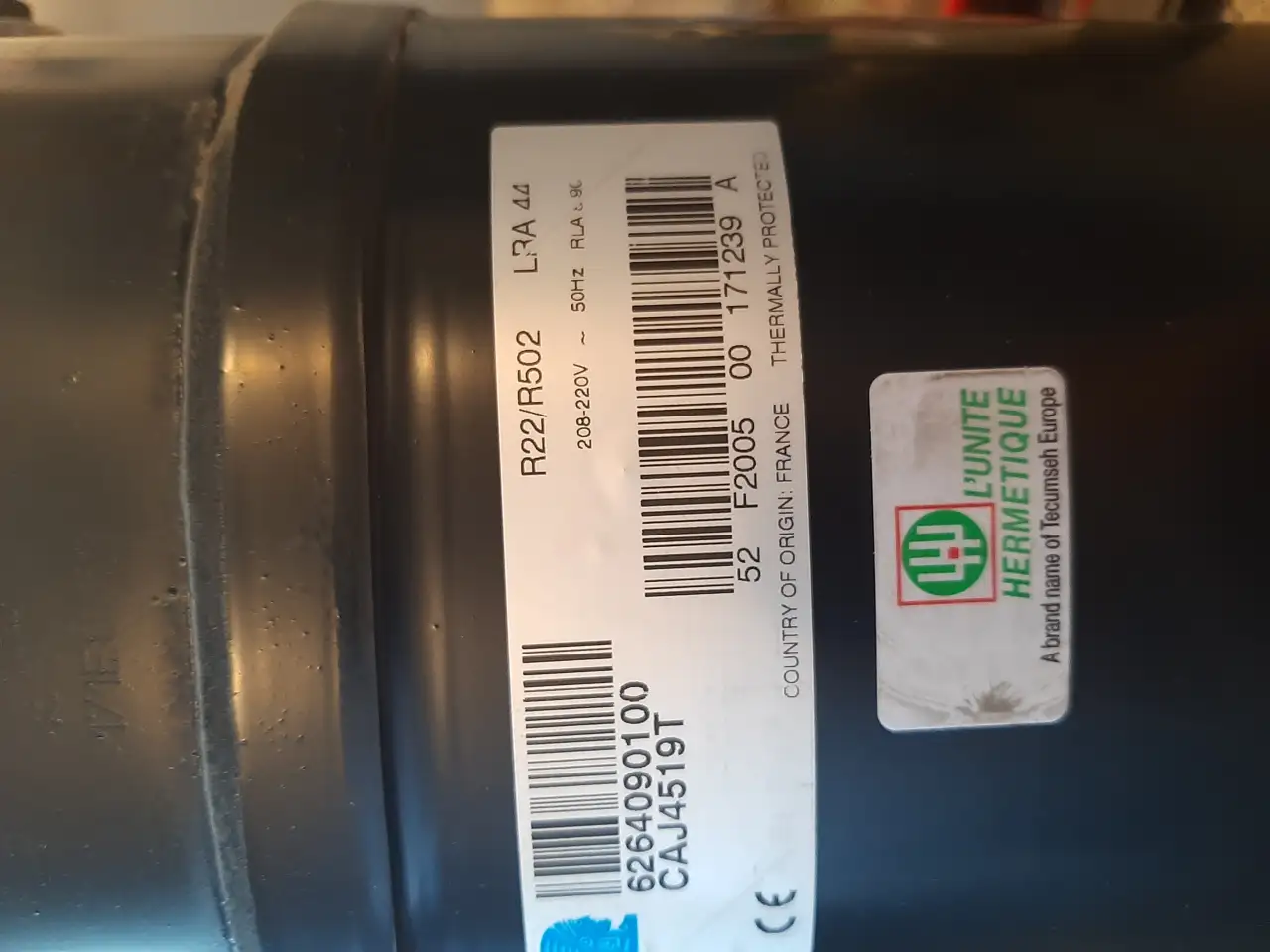 Хладоновый герметичный компрессор, фотография 1