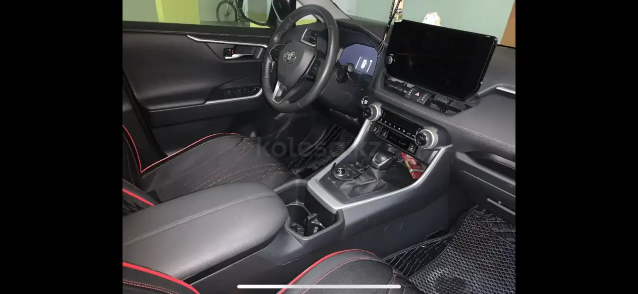 Rav 4 Toyota RAV4, фотография 4