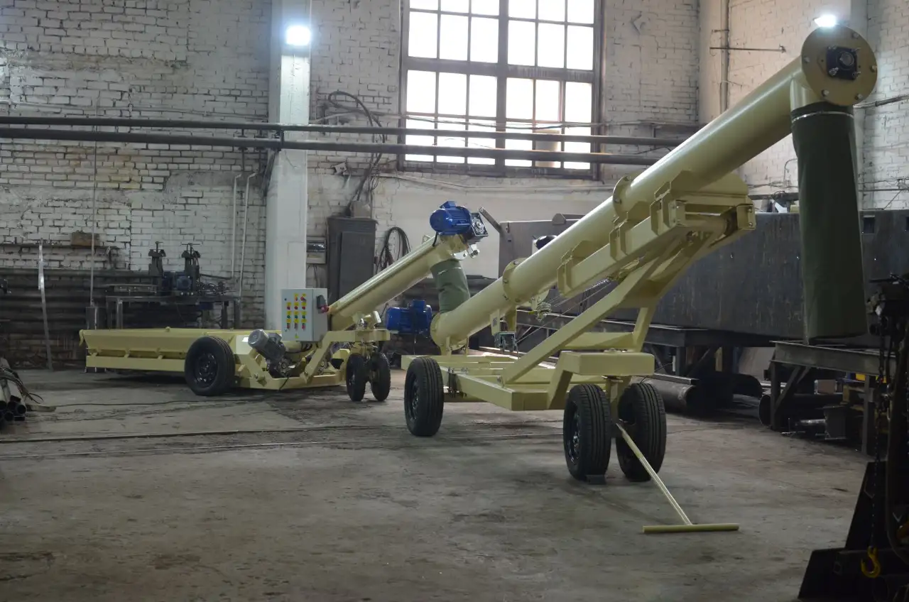 Разгрузчик вагонов хопперов, фотография 1