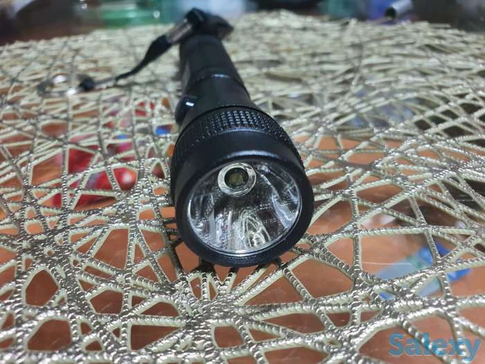 Фонарик железный металлический супер качество, фотография 5