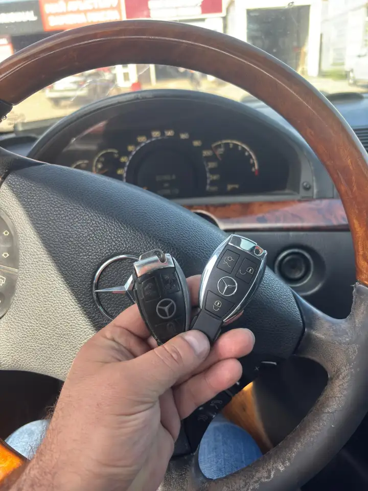 Ключ рыбка Mercedes-Benz  Программирование Выезд, фотография 3