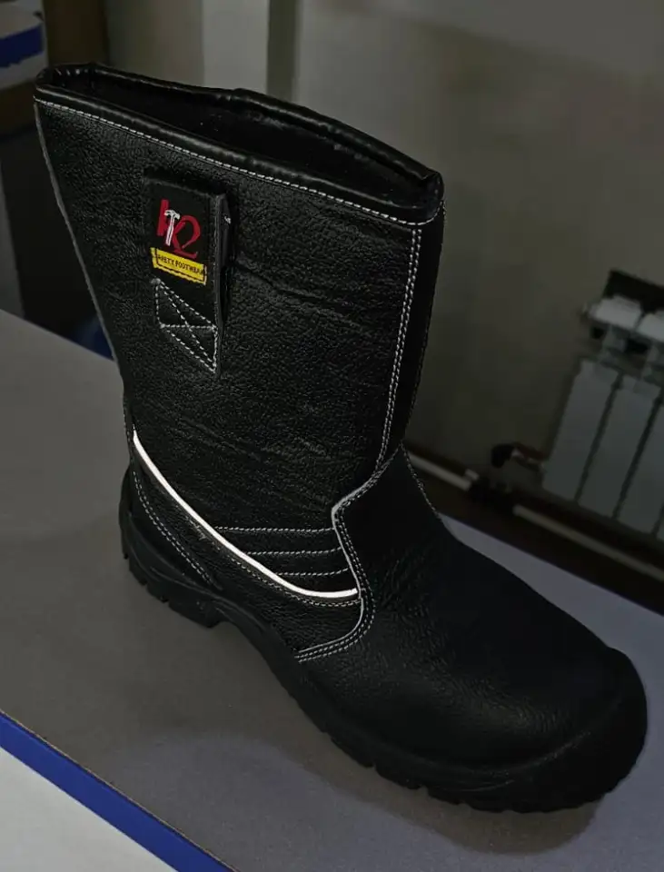 Сапоги рабочие с металлоподносками, фотография 1