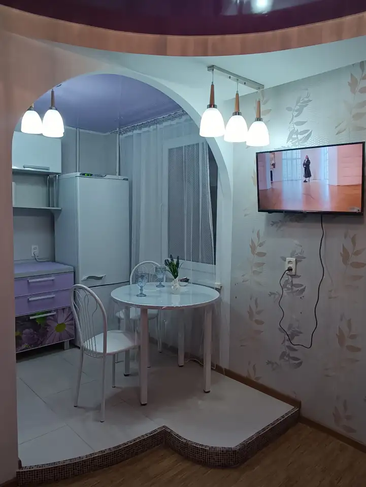 VIP  квартира - студия посуточно, 6 мкр 1 дом, фотография 1