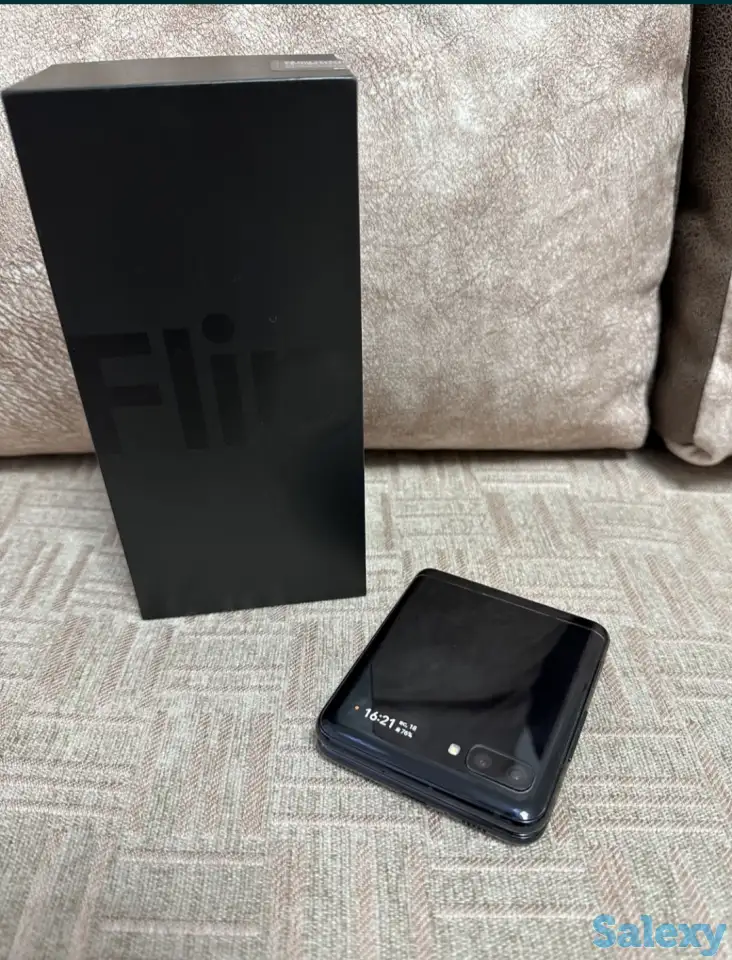 Samsung Galaxy Z Flip, фотография 2