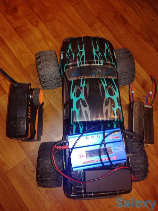 Продам машинку на пульте управления, фотография 4