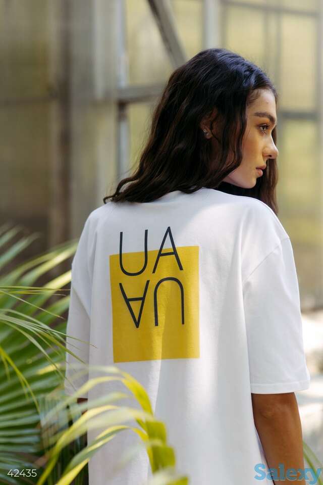 Футболка с патриотичным принтом, фотография 1